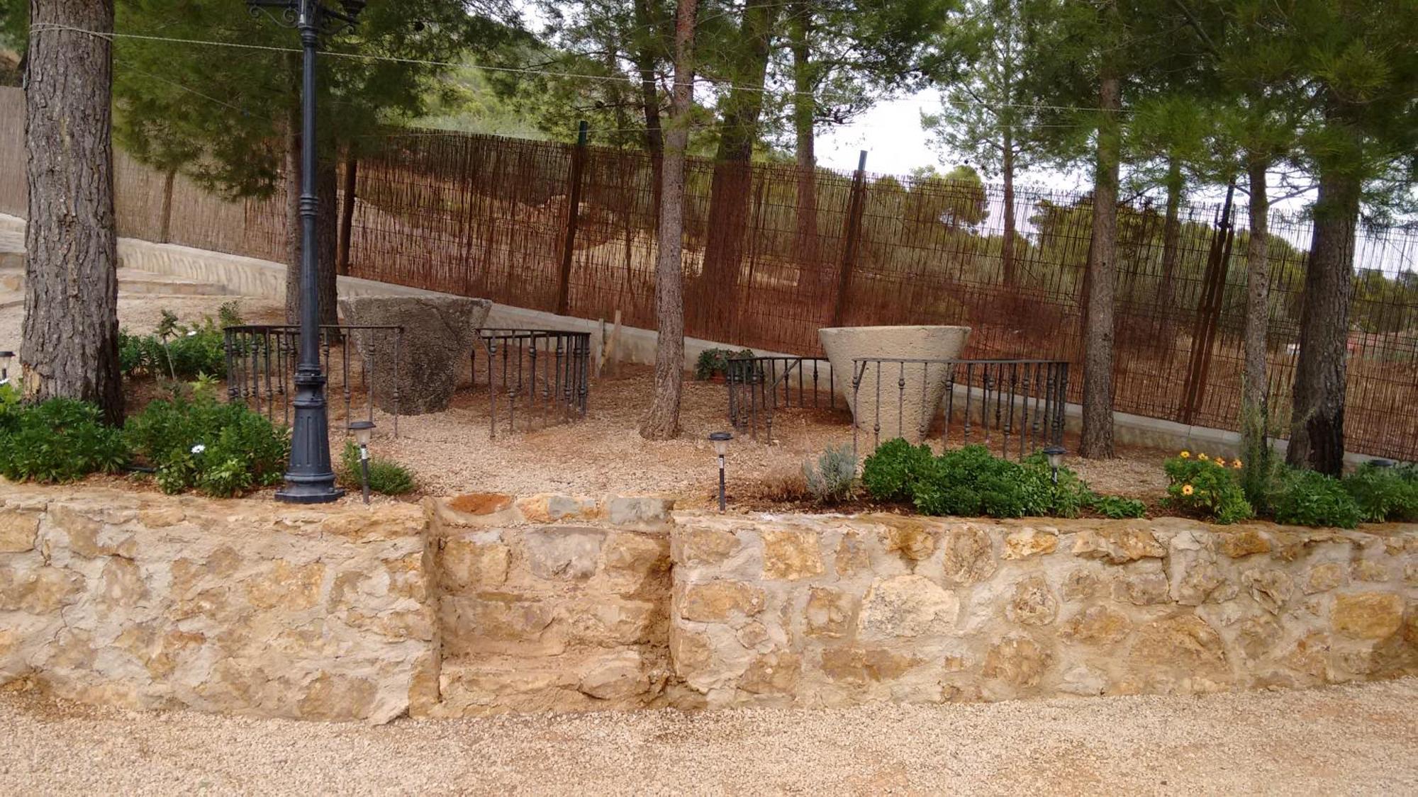 Casas Rurales Cerro Lobo Yeste Exterior photo