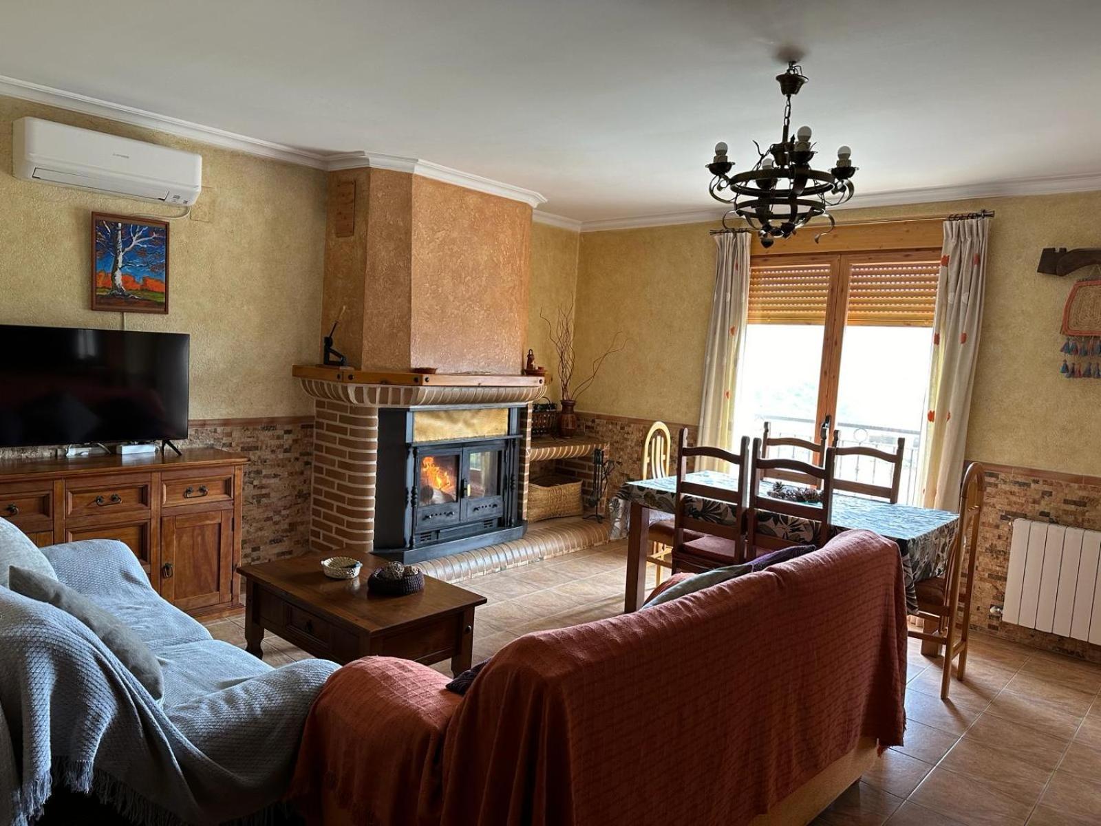 Casas Rurales Cerro Lobo Yeste Exterior photo