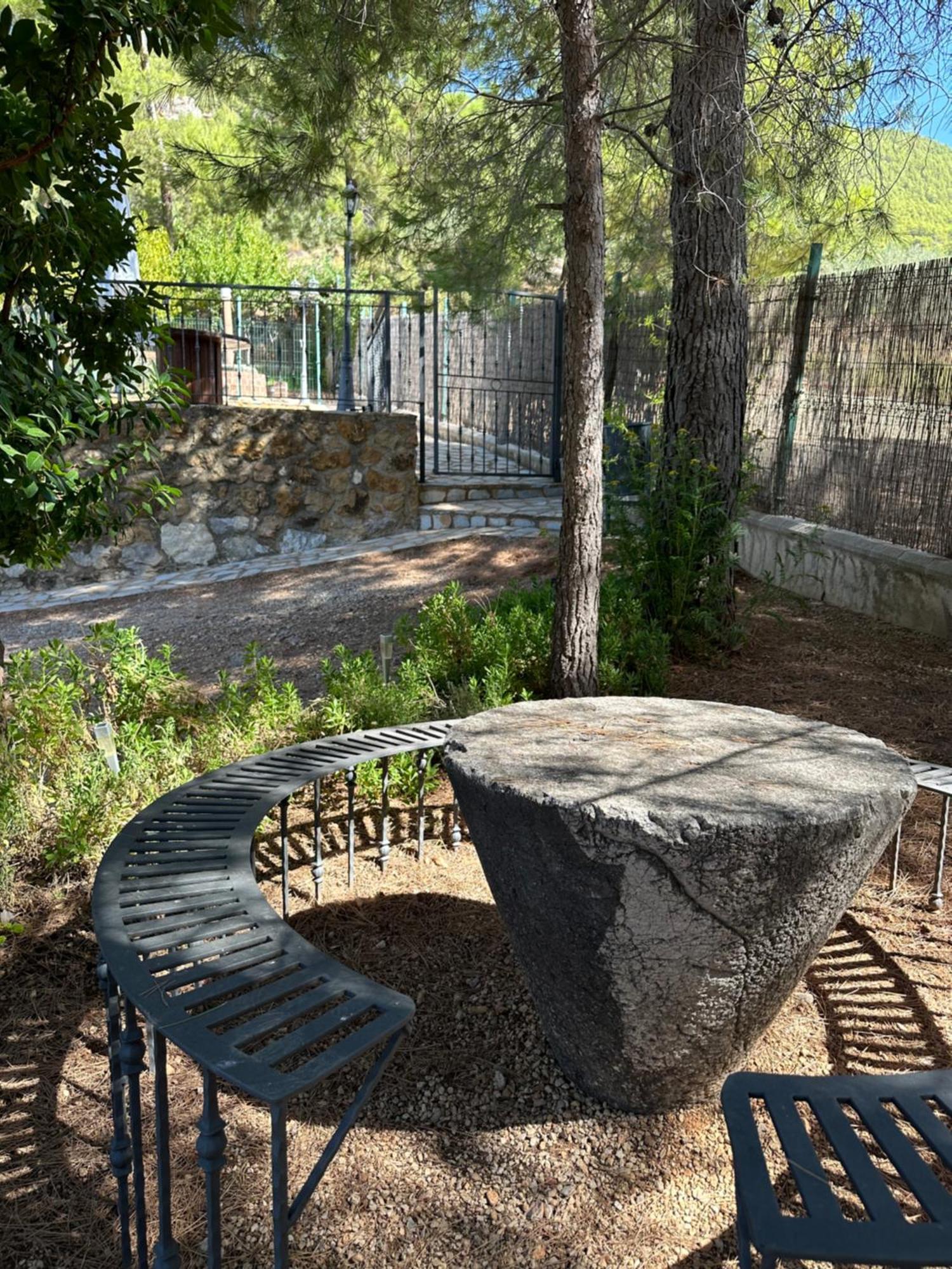 Casas Rurales Cerro Lobo Yeste Exterior photo